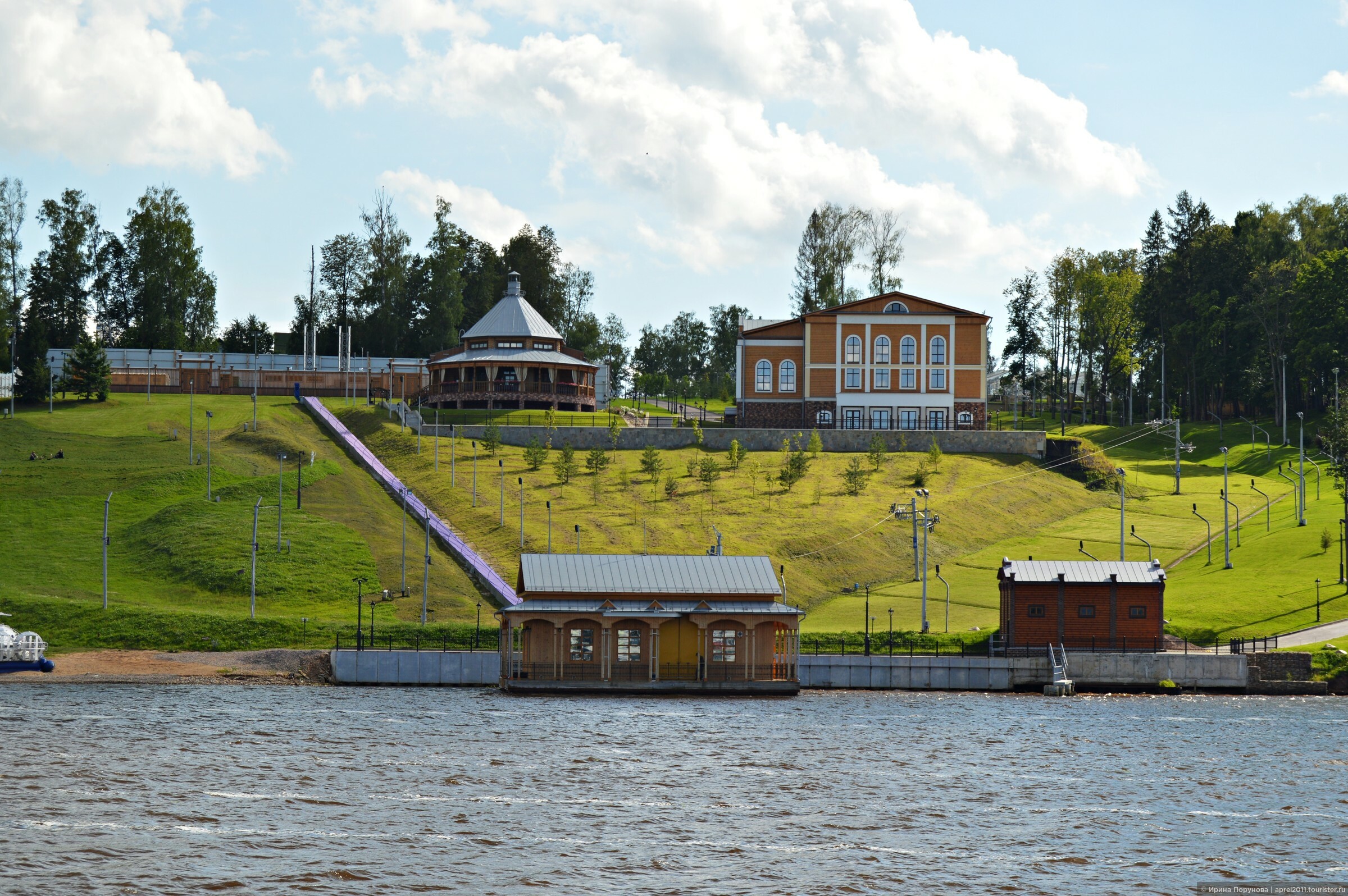 Усадьба Миловка, расположенная к западу от города Плес